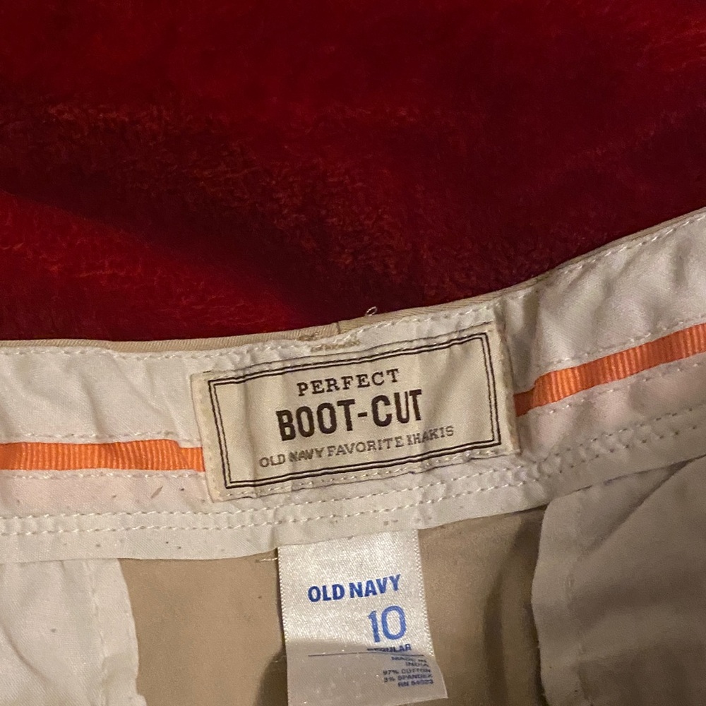 Old Navy Classic Khaki Pants